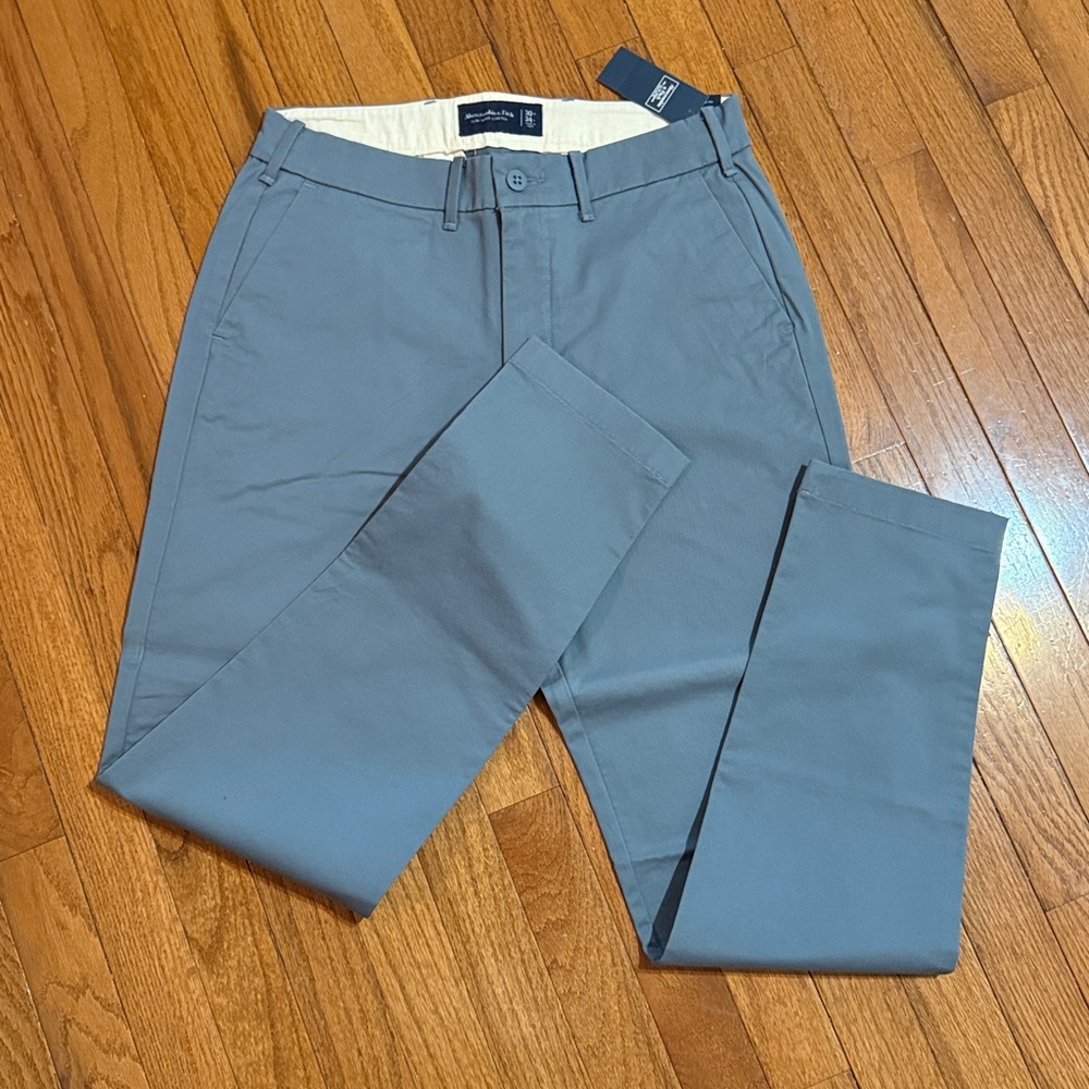 NWT Abercrombie & Fitch Men's Dark Gray Pants 30x34